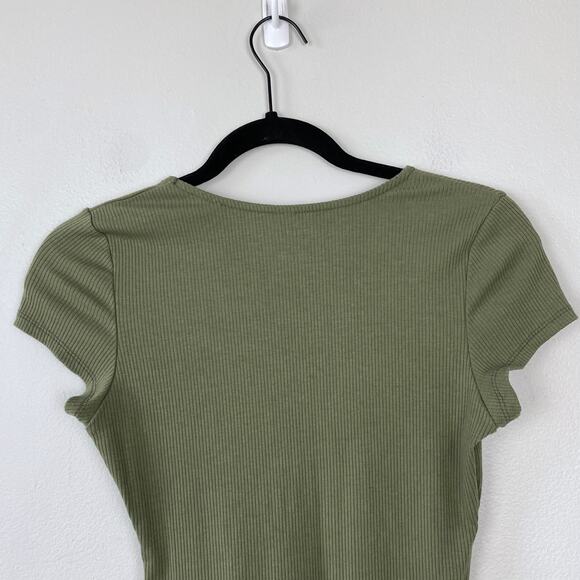 American Eagle Bodysuit Olive Green Ribbed Ruched V-neck Short‎ Sleeve Medium - Picture 4 of 9